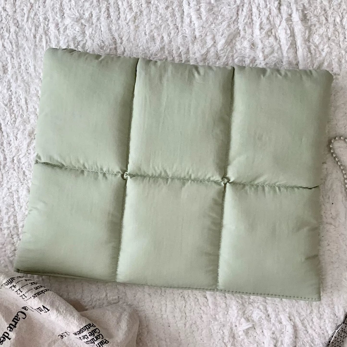 Nylon Quilted Puffy Notebook Carrying Case Comfortable Laptop Case for Women 15-15.6 Inch Tablet