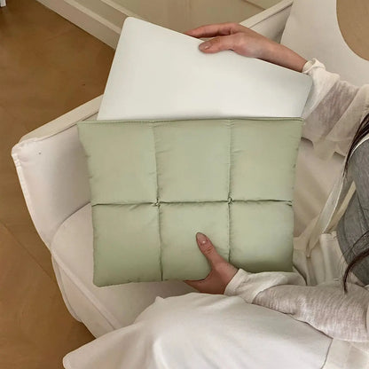 Nylon Quilted Puffy Notebook Carrying Case Comfortable Laptop Case for Women 15-15.6 Inch Tablet